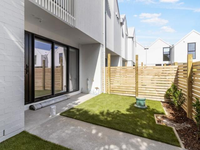 Townhouse for Rent Prime Avondale location!