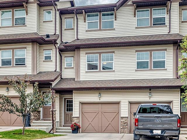 Townhouse For Sale, Cochrane Ab