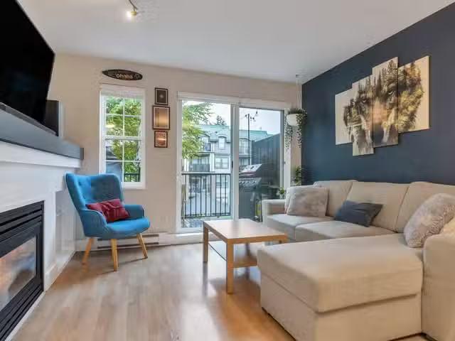 Townhouse for sale in Coquitlam, Coquitlam, 74 1561 Booth Aven.
