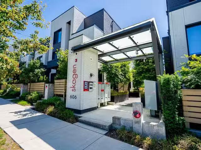 Townhouse for sale in Coquitlam, Coquitlam, 805 606 Foster Ave.