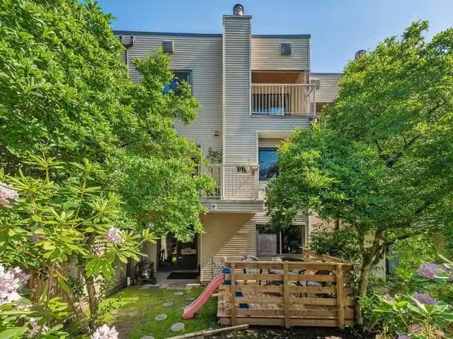 Townhouse for sale in Coquitlam, Coquitlam, 110 1210 Falcon Dr.