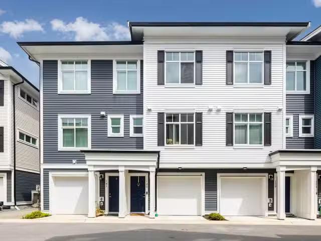 Townhouse for sale in Coquitlam, Coquitlam, 140 3565 Baycrest.