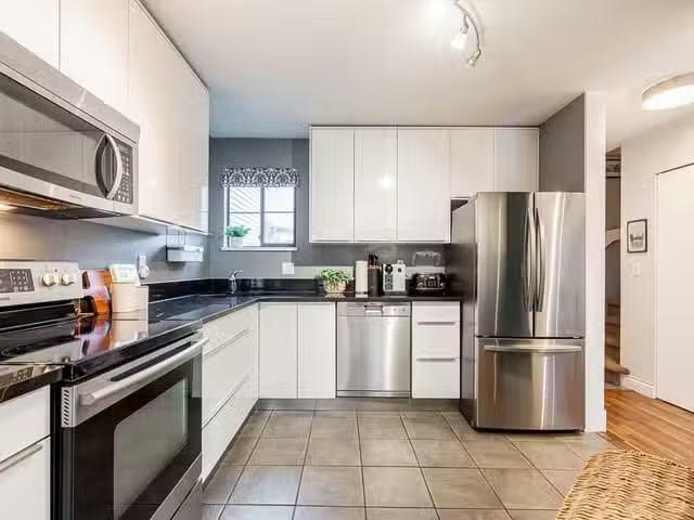 Townhouse for sale in Coquitlam, Coquitlam, 29 98 Begin Street.