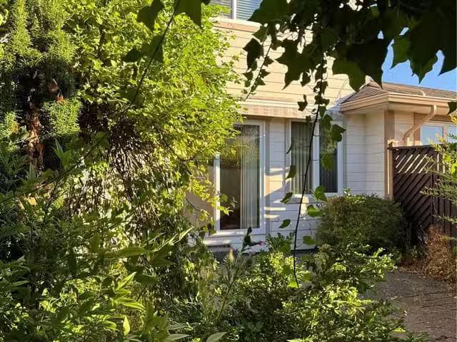 Townhouse for sale in Campbell River, 26 2055 Galerno Rd, 1027.