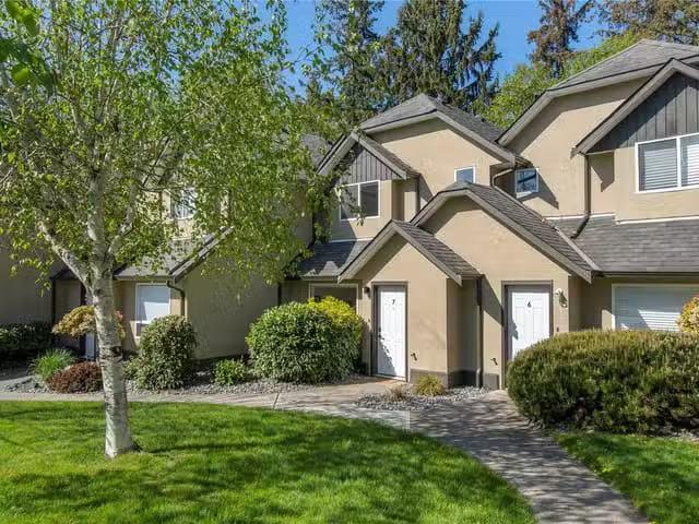 Townhouse for sale in Campbell River, 7 555 Rockland Rd, 1034064