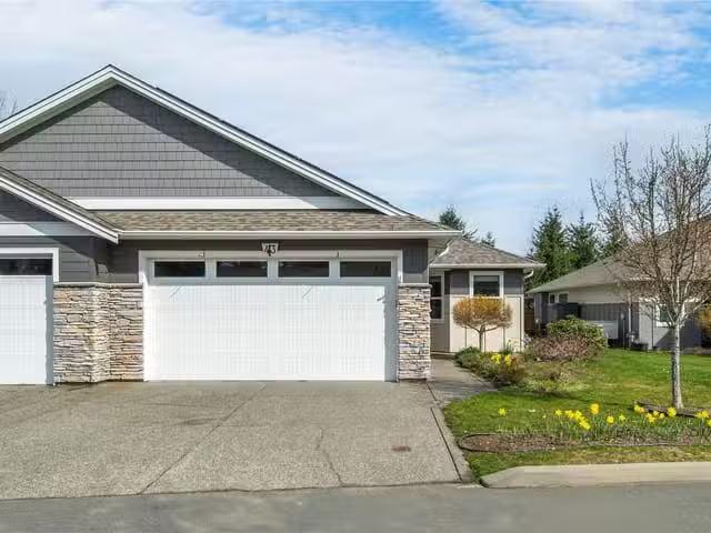 Townhouse for sale in Campbell River, 43 2000 Treelane Rd, 103.