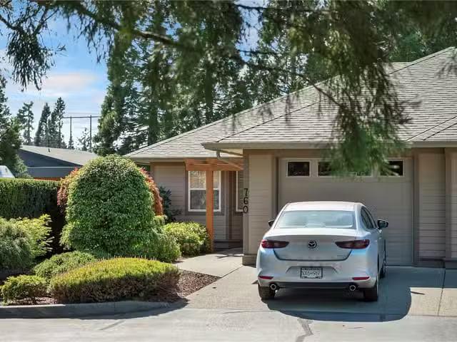 Townhouse for sale in Campbell River, 760 Marguerite Rd, 1034327