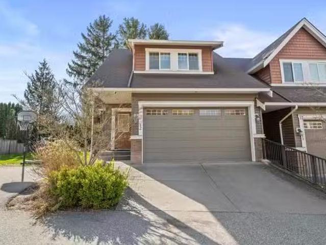 Townhouse for sale in Chilliwack, Sardis, 12 46808 Hudson Road.