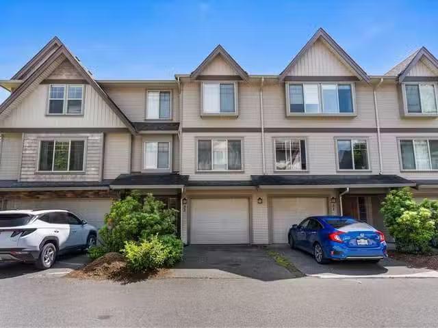 Townhouse for sale in Chilliwack, Sardis, 33 5556 Peach Road.
