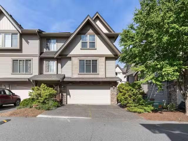 Townhouse for sale in Chilliwack, Sardis, 39 5556 Peach Road.
