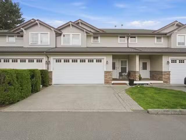 Townhouse for sale in Chilliwack, Sardis, 5 45140 South Sumas.