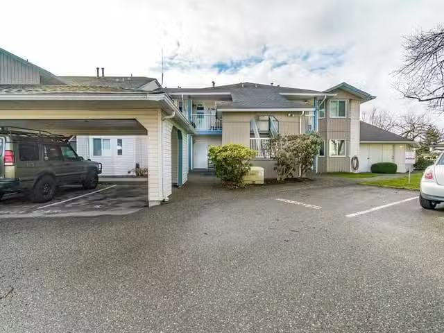 Townhouse for sale in Chilliwack, Sardis, 8 45435 Knight Road.