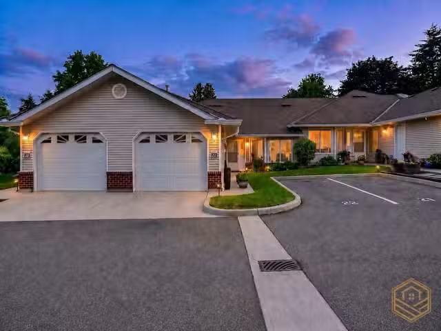 Townhouse for sale in Abbotsford, Abbotsford, 22 1973 Winfield.