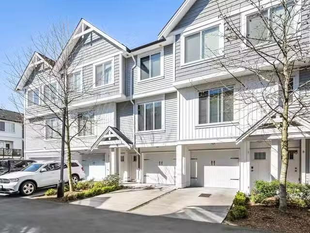 Townhouse for sale in Abbotsford, Abbotsford, 6 32043 Mt Waddi.