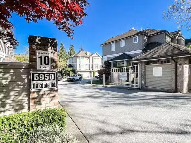 Townhouse for sale in Burnaby, Burnaby South, 60 5950 Oakdale.