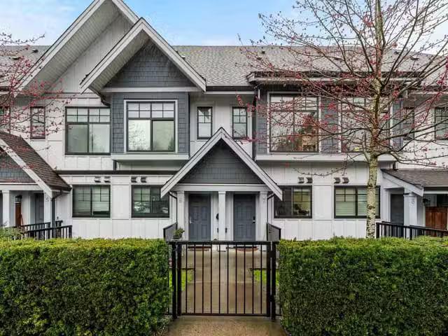 Townhouse for sale in Burnaby, Burnaby South, 7 5132 Canada Wa.