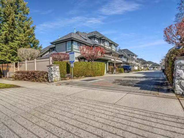 Townhouse for sale in Garden City, Richmond, Richmond, 20 8000.