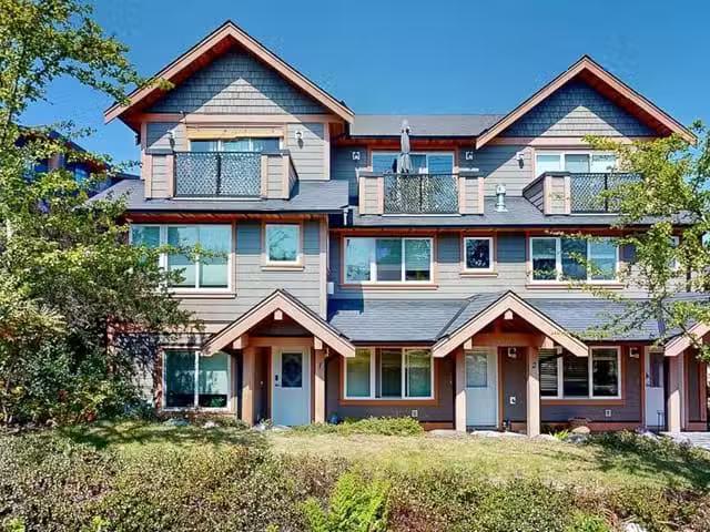 Townhouse for sale in Gibsons, Sunshine Coast, 1 728 Gibsons W.