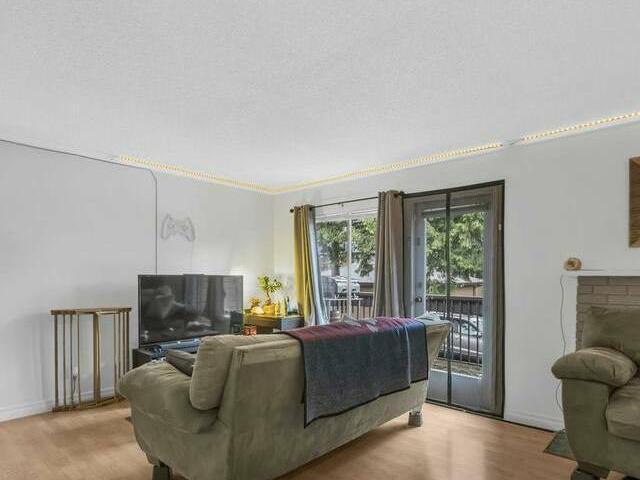 Townhouse for sale in Guildford Surrey North Surrey 1810 10620 150 Street 262792402