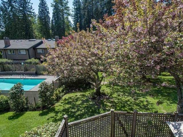 Townhouse for sale in Edgemont North Vancouver North Vancouver 133 3300 Capilano Road 262799408