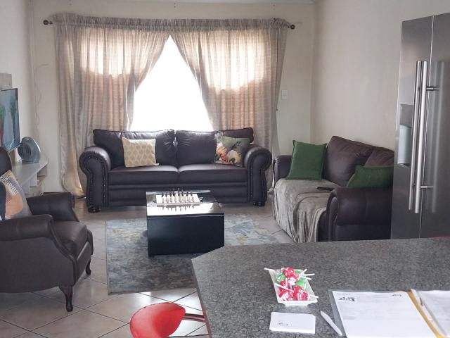 Townhouse For Sale in Elandspark, Johannesburg