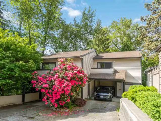 Townhouse for sale in Forest Hills BN, Burnaby, Burnaby North.