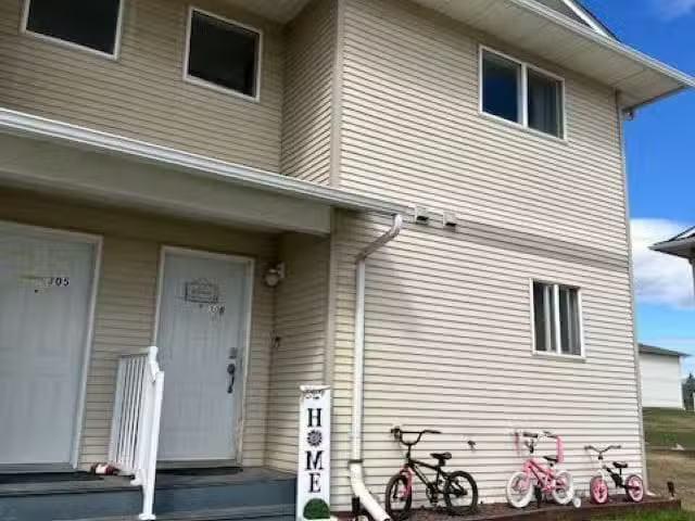 Townhouse for sale in Fort St. John, Fort St. John, Street, 26.