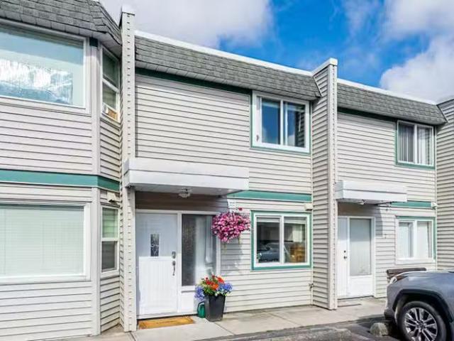 Townhouse for sale in Hawthorne, Delta, Ladner, Street, 262925.