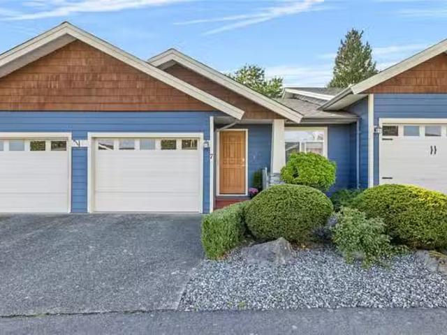 Townhouse for sale in Ladysmith, 7 332 Belaire St, 1026702