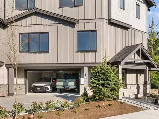 Townhouse for sale in Langley, Langley, a Street, 263143096
