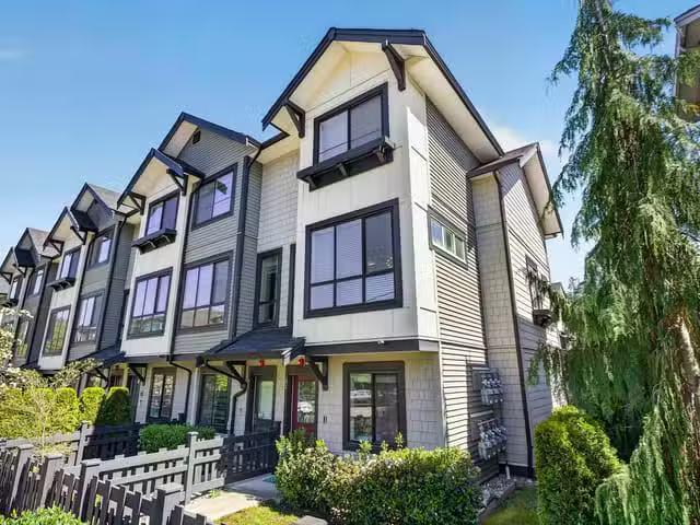 Townhouse for sale in Langley, Langley, Street, 263137336