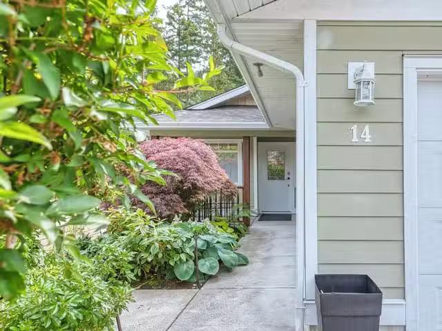 Townhouse for sale in Madeira Park, Sunshine Coast, 14 12710 L.