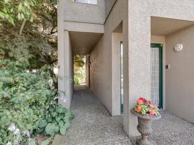 Townhouse for sale in Mission BC, Mission, Mission, nd Avenue.