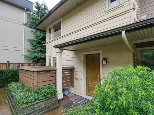 Townhouse for sale in North Vancouver, North Vancouver, 7 215.