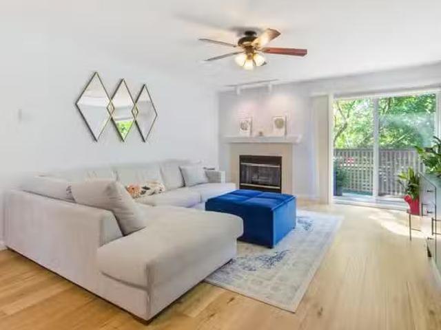 Townhouse for sale in North Vancouver, North Vancouver, 836 Ro.