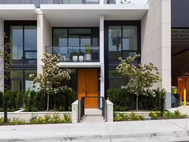 Townhouse for sale in North Vancouver, North Vancouver, TH8 13.