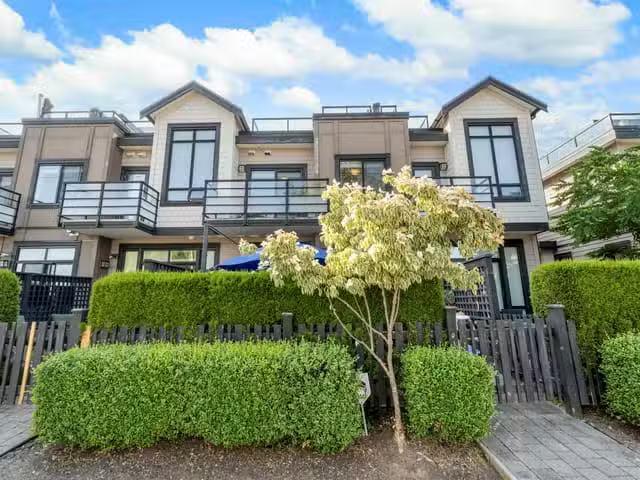 Townhouse for sale in New Westminster, New Westminster, 8 100.