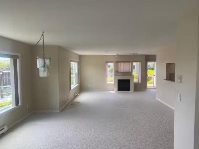 Townhouse for sale in Sechelt District, Sechelt, Sunshine Coas.