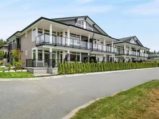Townhouse for sale in Sechelt, Sunshine Coast, 5 5522 Mc Court.