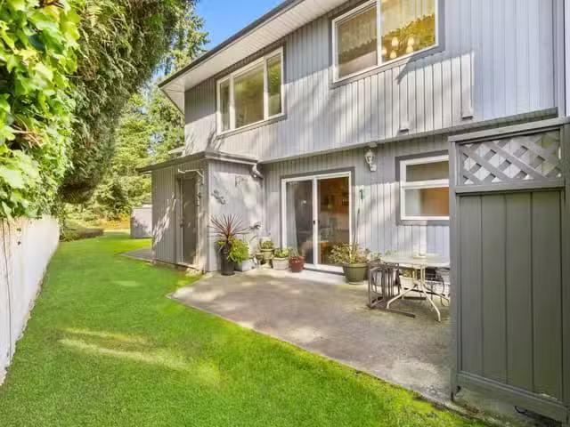 Townhouse for sale in Sechelt, Sunshine Coast, 38 5761 Wharf A.