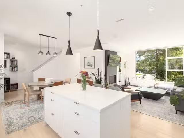 Townhouse for sale in Squamish, Squamish, 3 38447 Buckley Aven.