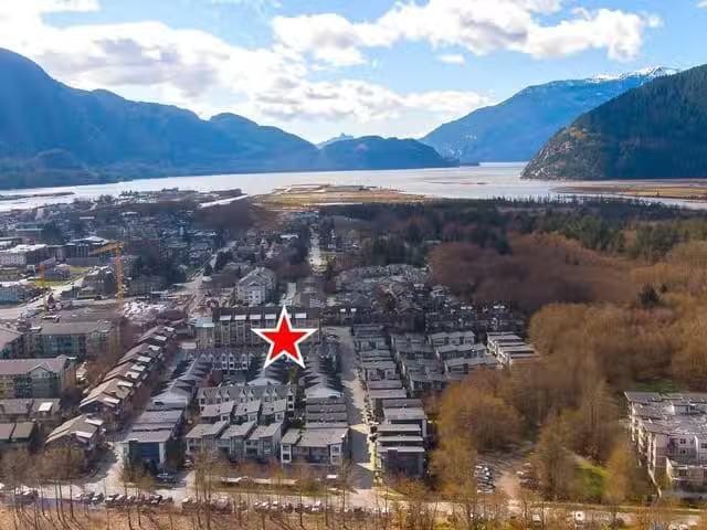 Townhouse for sale in Squamish, Squamish, 1214 Granite Drive.