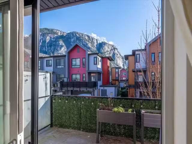 Townhouse for sale in Squamish, Squamish, 1361 Marinaside Plac.