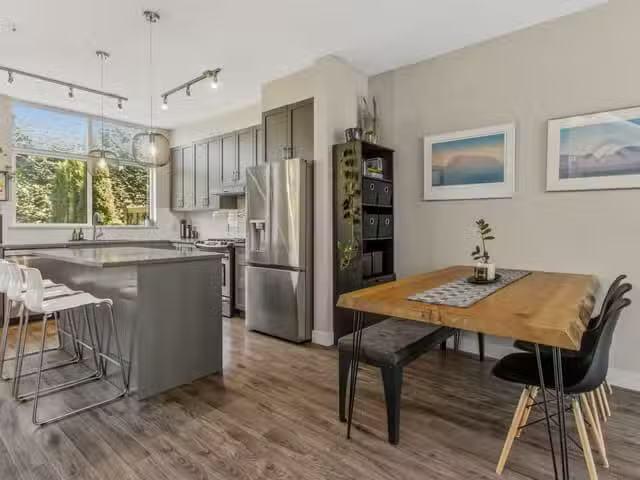 Townhouse for sale in Squamish, Squamish, 38368 Summits View D.