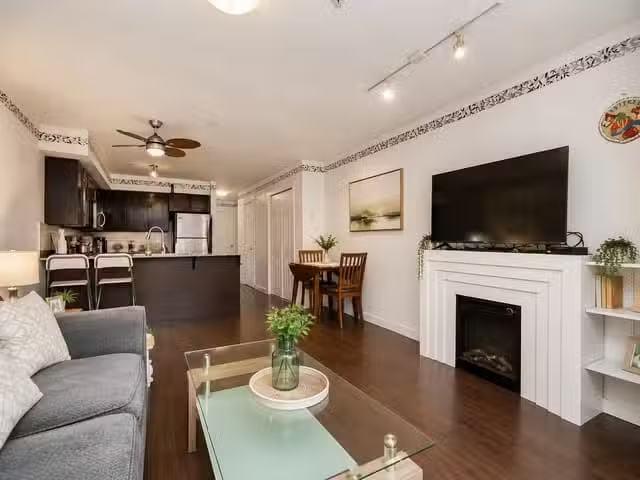 Townhouse for sale in Surrey, North Surrey, Avenue, 263143992