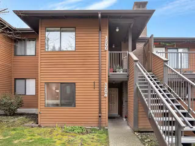 Townhouse for sale in Surrey, North Surrey, Street, 263157243