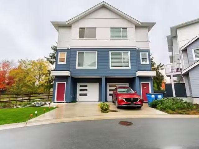 Townhouse for sale in Surrey, Cloverdale, 23 19330 Fairway Dri.