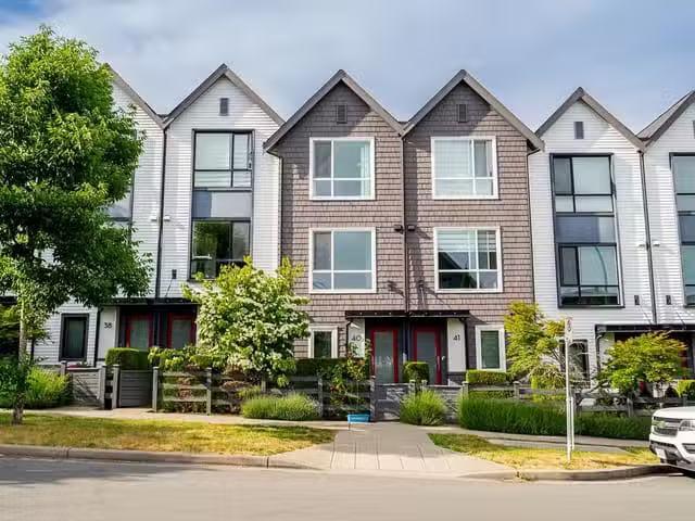 Townhouse for sale in Surrey, Cloverdale, 40 19159 Watkins Dri.