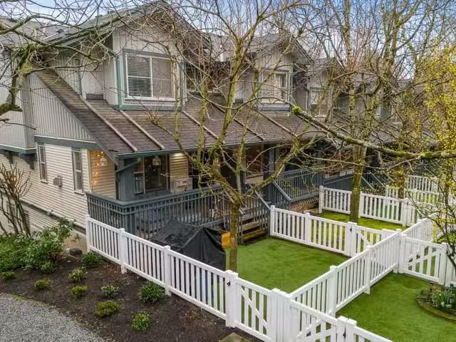 Townhouse for sale in Surrey, Cloverdale, Avenue, 263118139