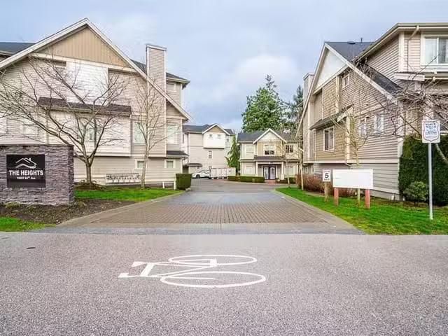 Townhouse for sale in Surrey, Cloverdale, Avenue, 263121258